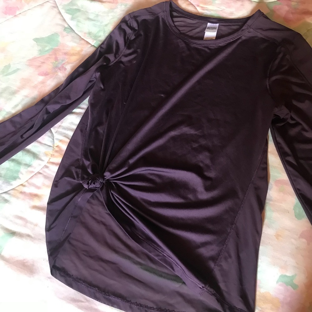 Victoria Secret workout top - Picture 5 of 8